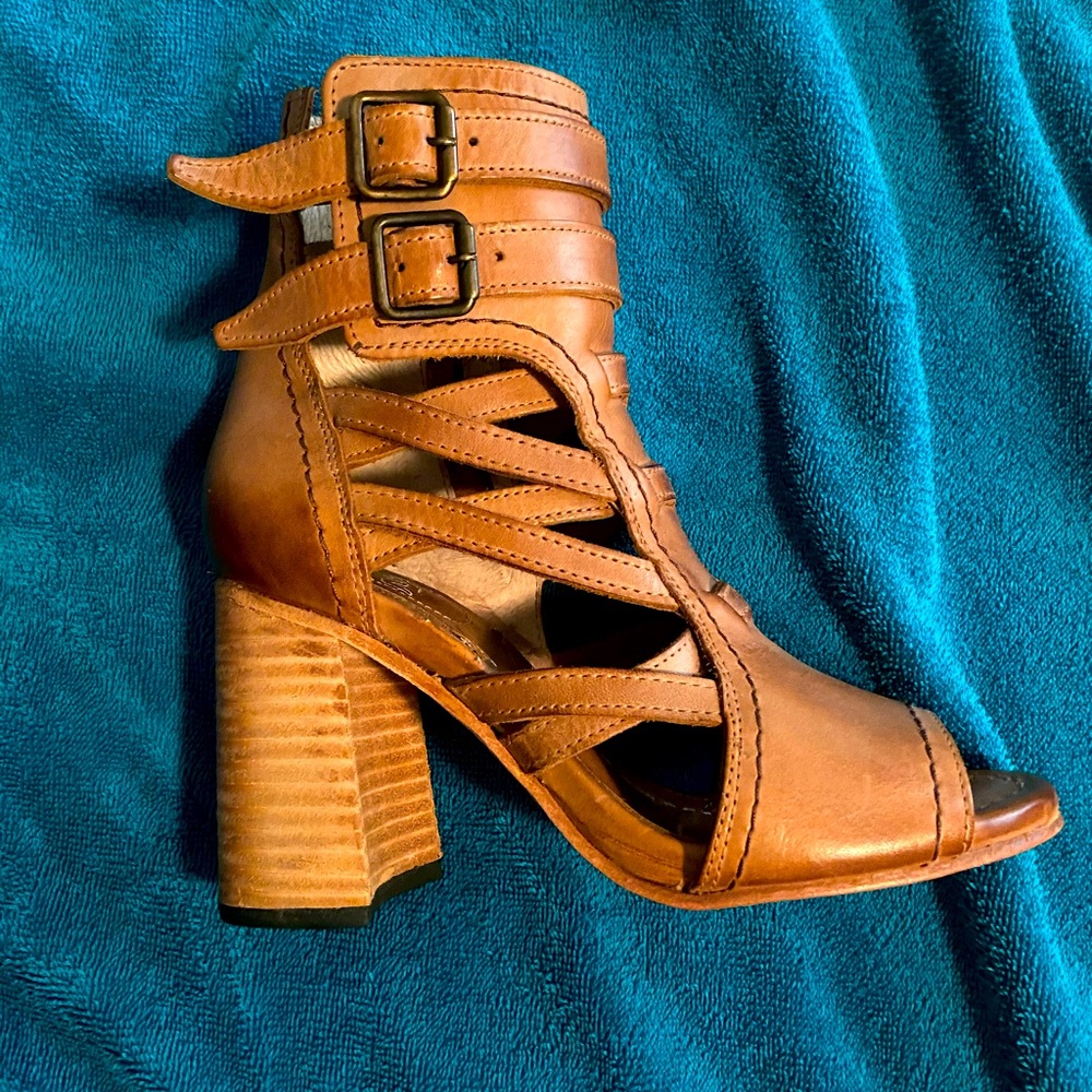 Freebird Tiara heeled bootie. Size 8, never worn.